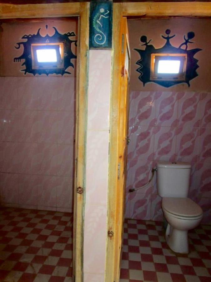 Chez Madani Hotel M'Hamid Bagian luar foto