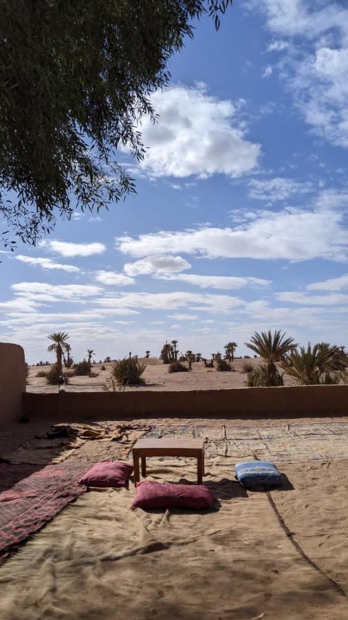 Chez Madani Hotel M'Hamid Bagian luar foto