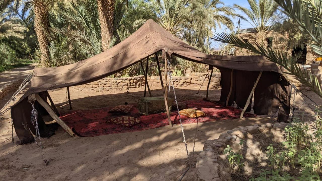 Chez Madani Hotel M'Hamid Bagian luar foto