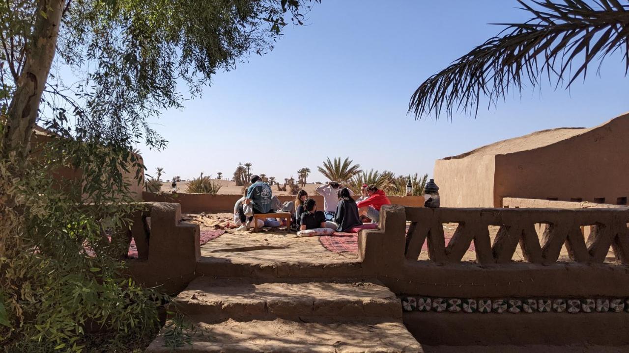Chez Madani Hotel M'Hamid Bagian luar foto