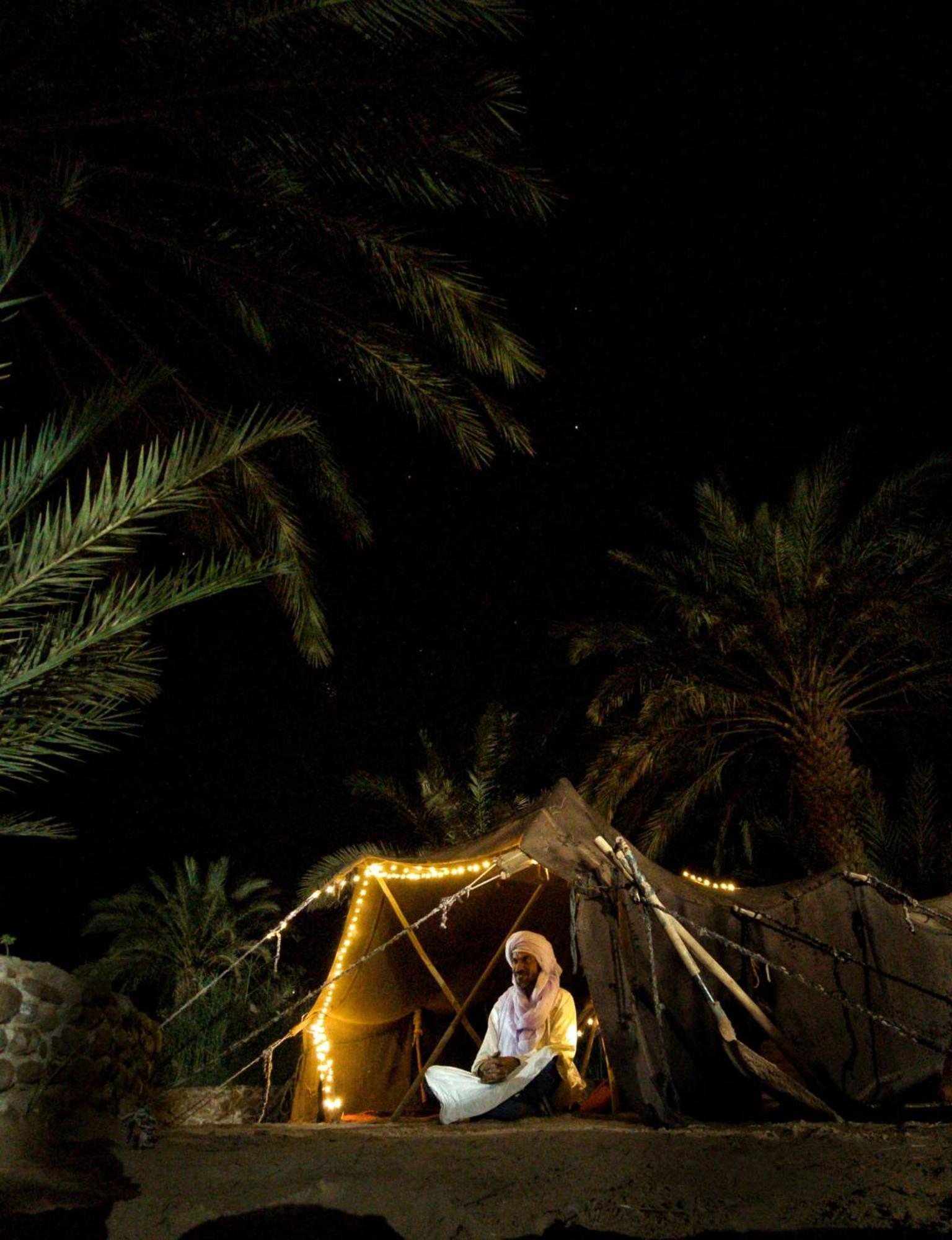 Chez Madani Hotel M'Hamid Bagian luar foto