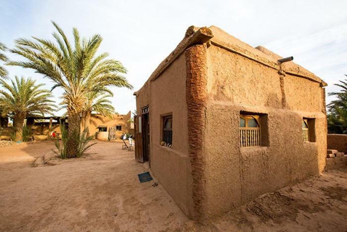 Chez Madani Hotel M'Hamid Bagian luar foto