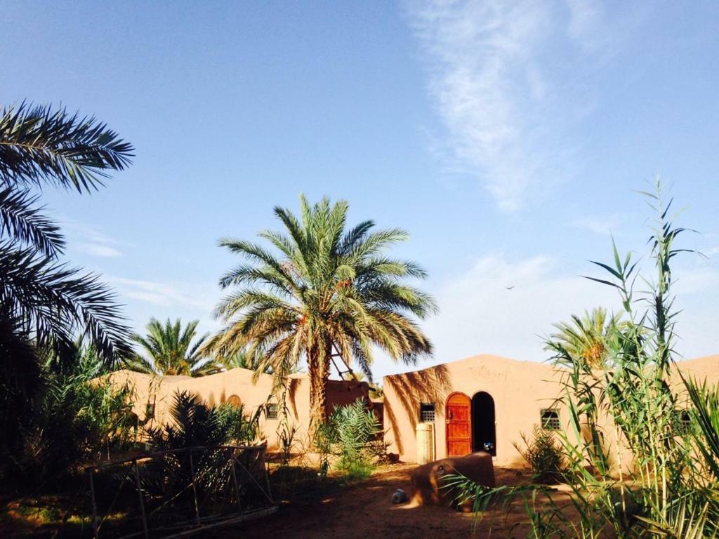 Chez Madani Hotel M'Hamid Bagian luar foto